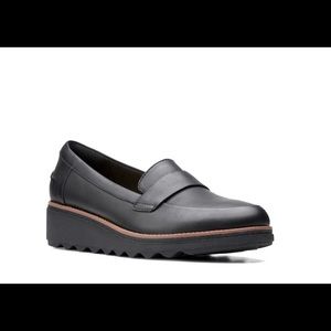 Clark’s Wide Width Sharon Gracie Penny Loafer